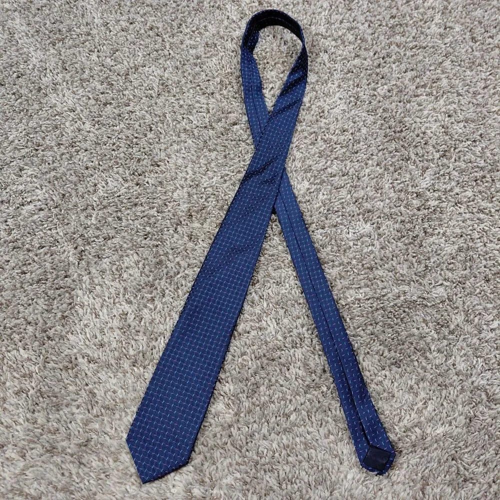 Brooks Brothers Neck Tie Mens Navy Blue 100% Silk Necktie Preppy